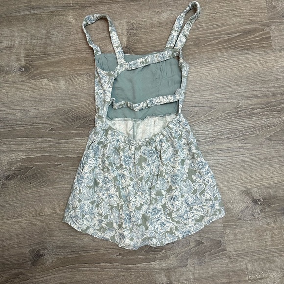 Green Abercrombie & Fitch Flower Dress - Picture 5 of 5